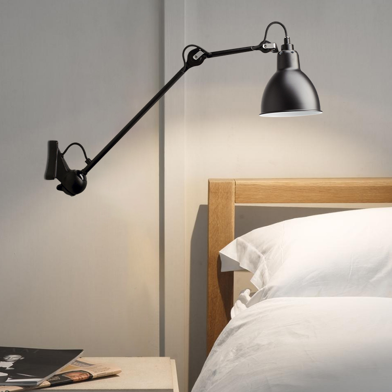 Lampe Industrielle abat-jour et bras noirs