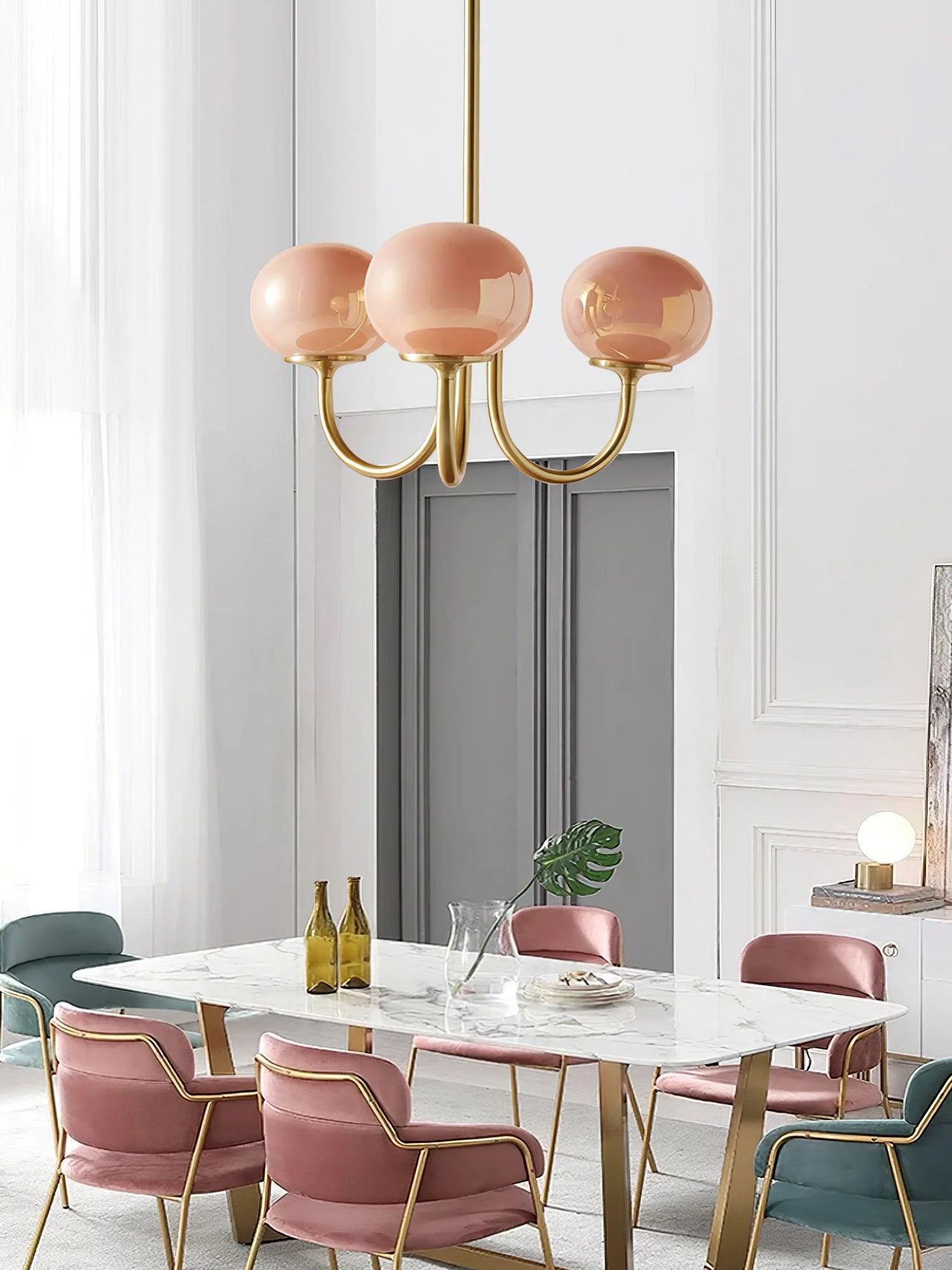 Lampadario a globo in vetro color crema Bauhaus (3) (1).webp__PID:dfdafce0-c501-4181-9544-891ea0e5ef5b