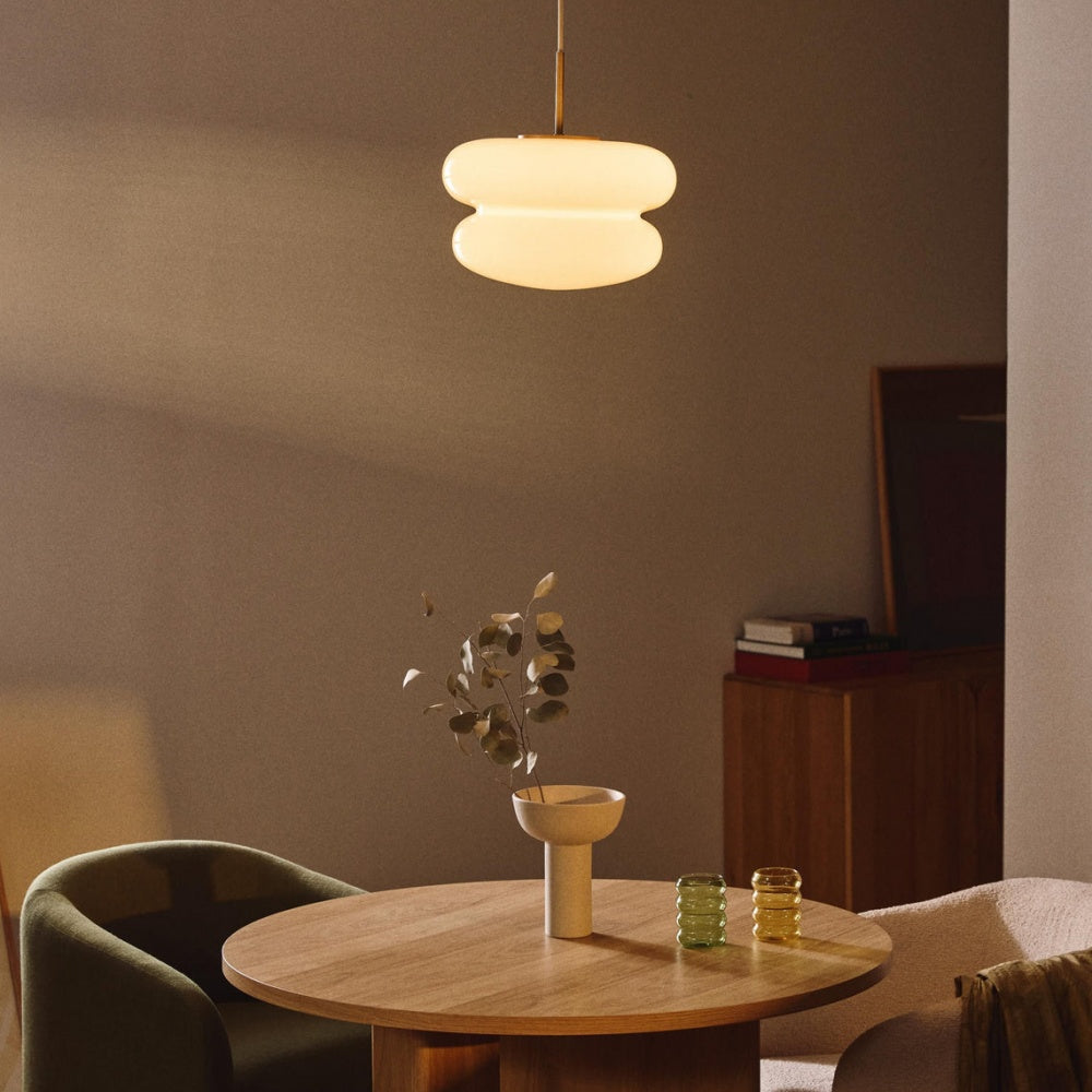 Elyra Bauhaus Opaal Glazen Hanglamp (3).webp__PID:2631429a-888f-4d67-8070-6e2b159ce6c8