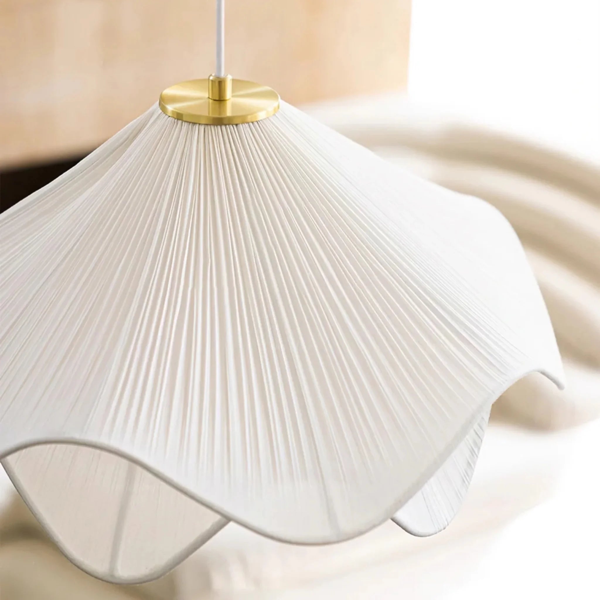 Suspension Thémis-Lia-Nordic-Art-Pétale (10).webp__PID:78291e99-3965-4d90-a1e6-54659138a59b