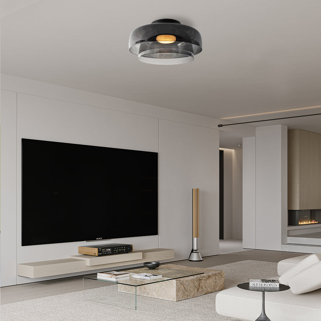 plafondlamp van gelaagd glas in de woonkamer.jpg__PID:a4783a40-e2d9-4217-a3d6-f219c30a0f93