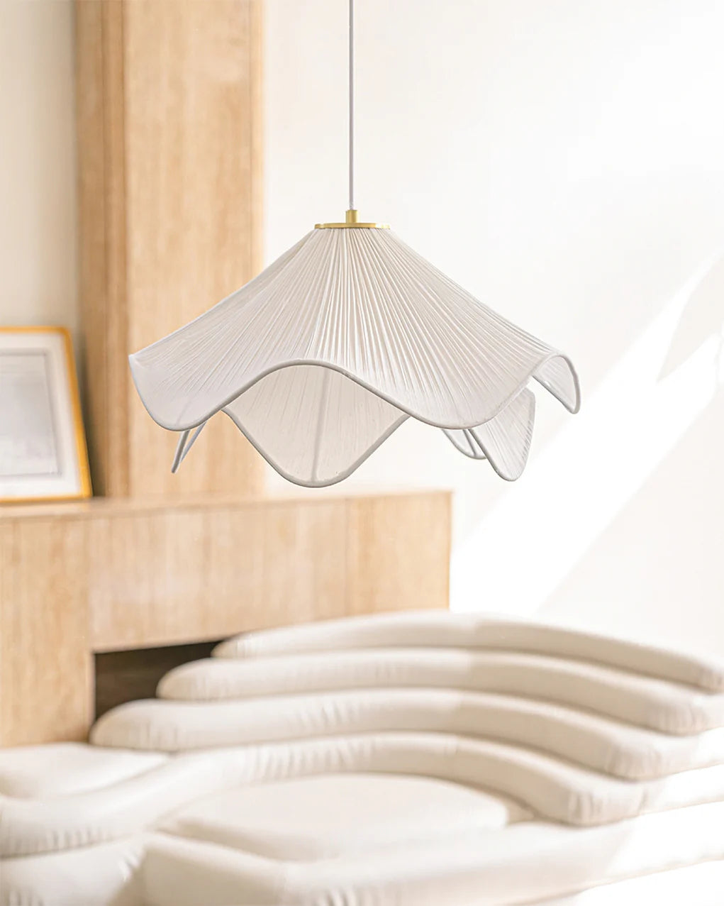 Suspension Thémis-Lia-Art-Nordique-Pétale-(3).webp__PID:7f753dd8-b688-404a-a8c4-5dbb9f765736