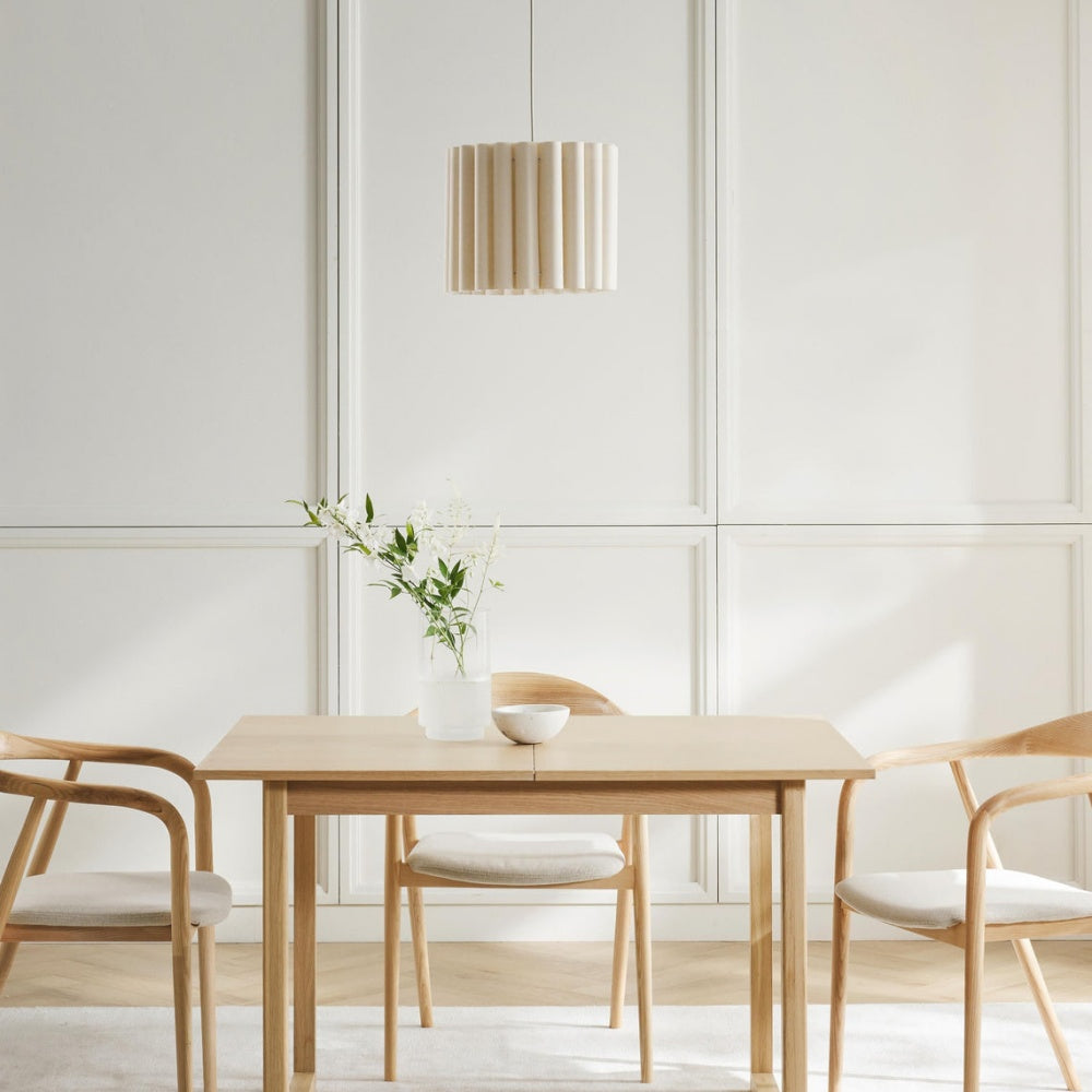 Thalissea Minimalistische Hanglamp in Linnenwit (8).webp__PID:67864076-7121-4ce5-acab-530b0123860a
