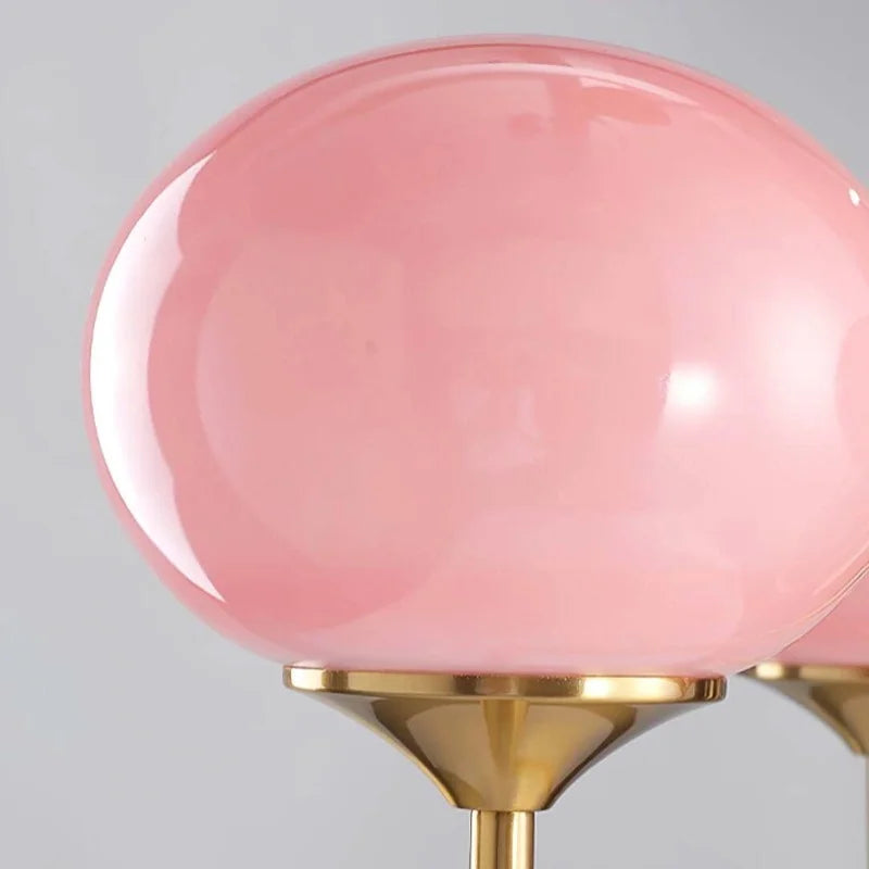 Lampadario a globo in vetro color crema Bauhaus (3).webp__PID:2694432f-a15f-40da-bad5-eb12dfe8cf80