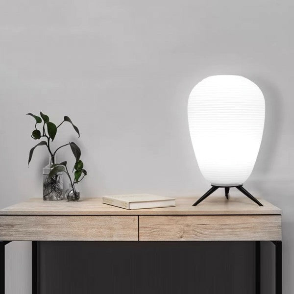 Leary moderne handgeblazen tafellamp18.jpg__PID:5c0f0a33-e1b3-487a-bbb6-b50ceb45ff65