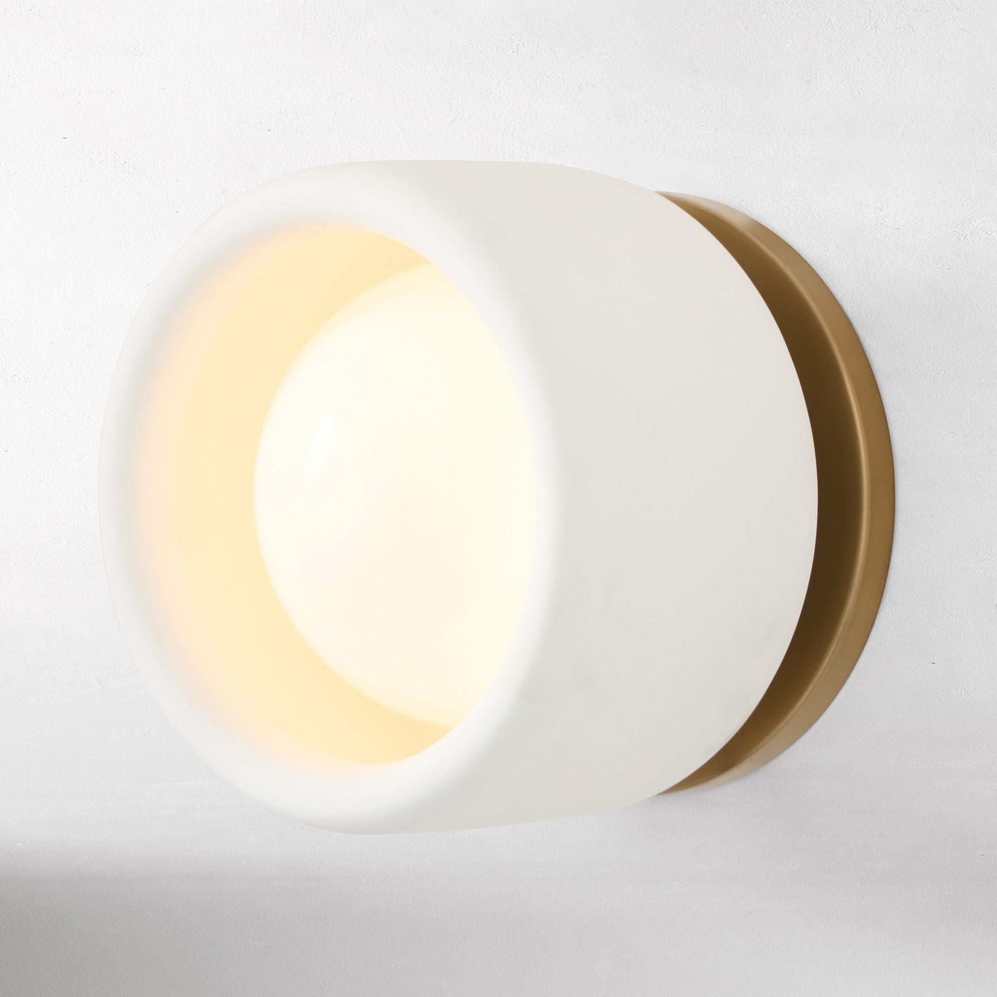 Calidora Minimalistische Porseleinen Wandlamp-detail (8).webp__PID:7b61f4eb-8869-446f-a861-531d391b7c95