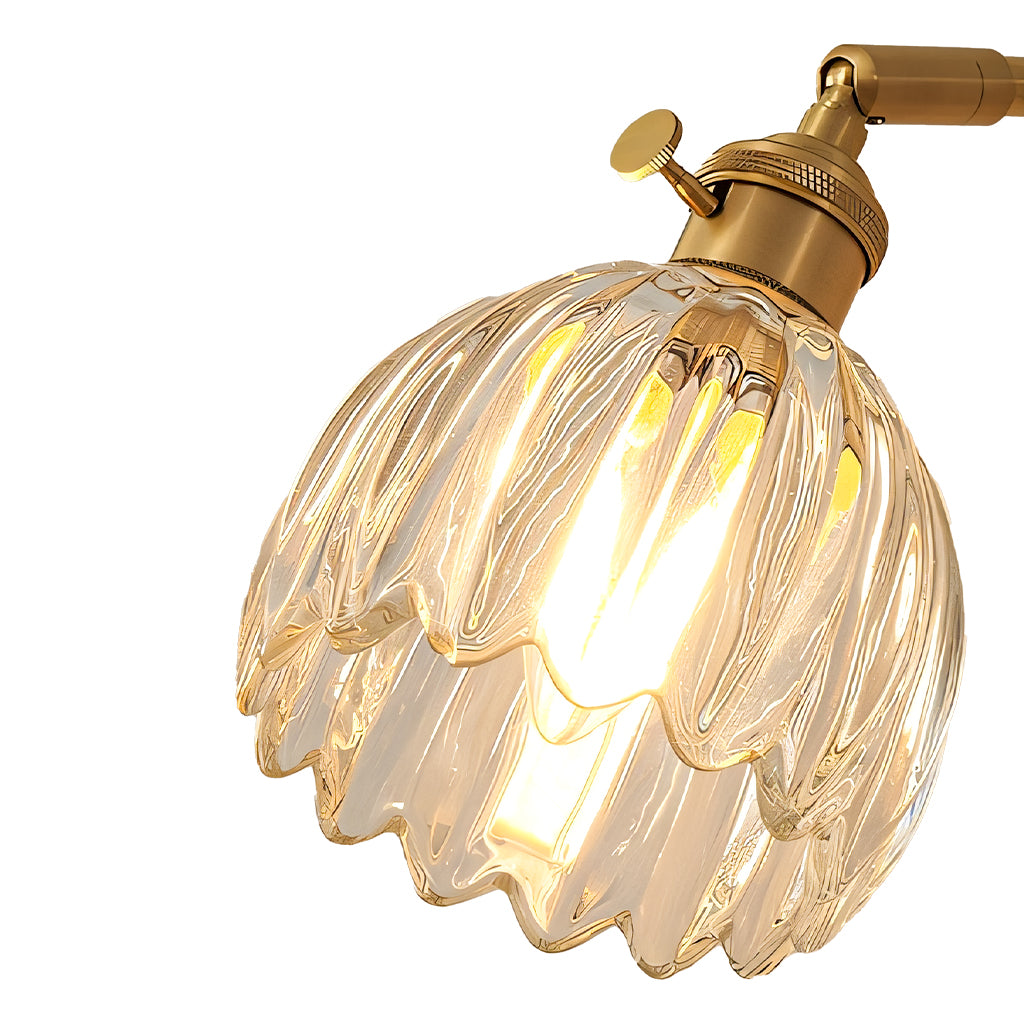 Lámpara de pared de cristal Freya Lotus, detalle 3.jpg__PID:210879f8-7e6c-4134-a4be-c48428ef3880