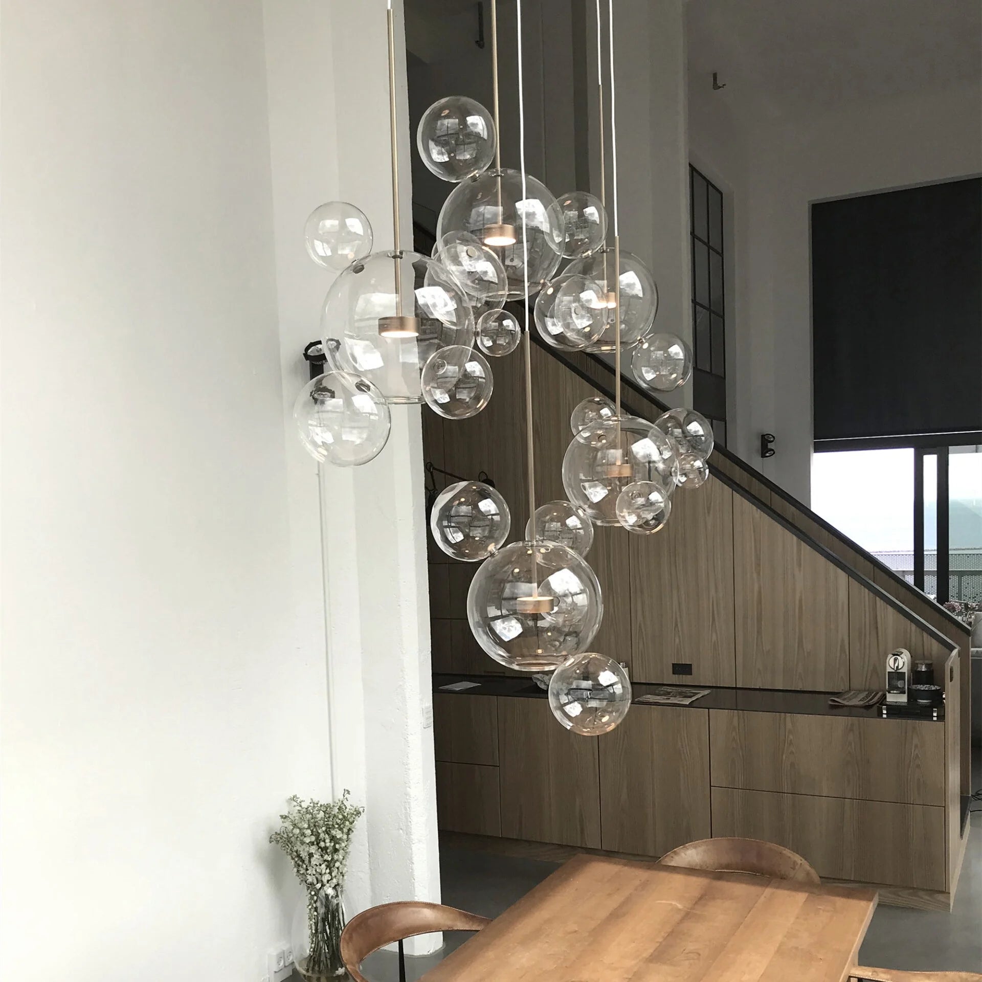 Astrid-Modern-Zeepbel-Glas-Hanglamp (20).webp__PID:fdfbcde1-6d3c-4c02-aa8e-fb1249458087
