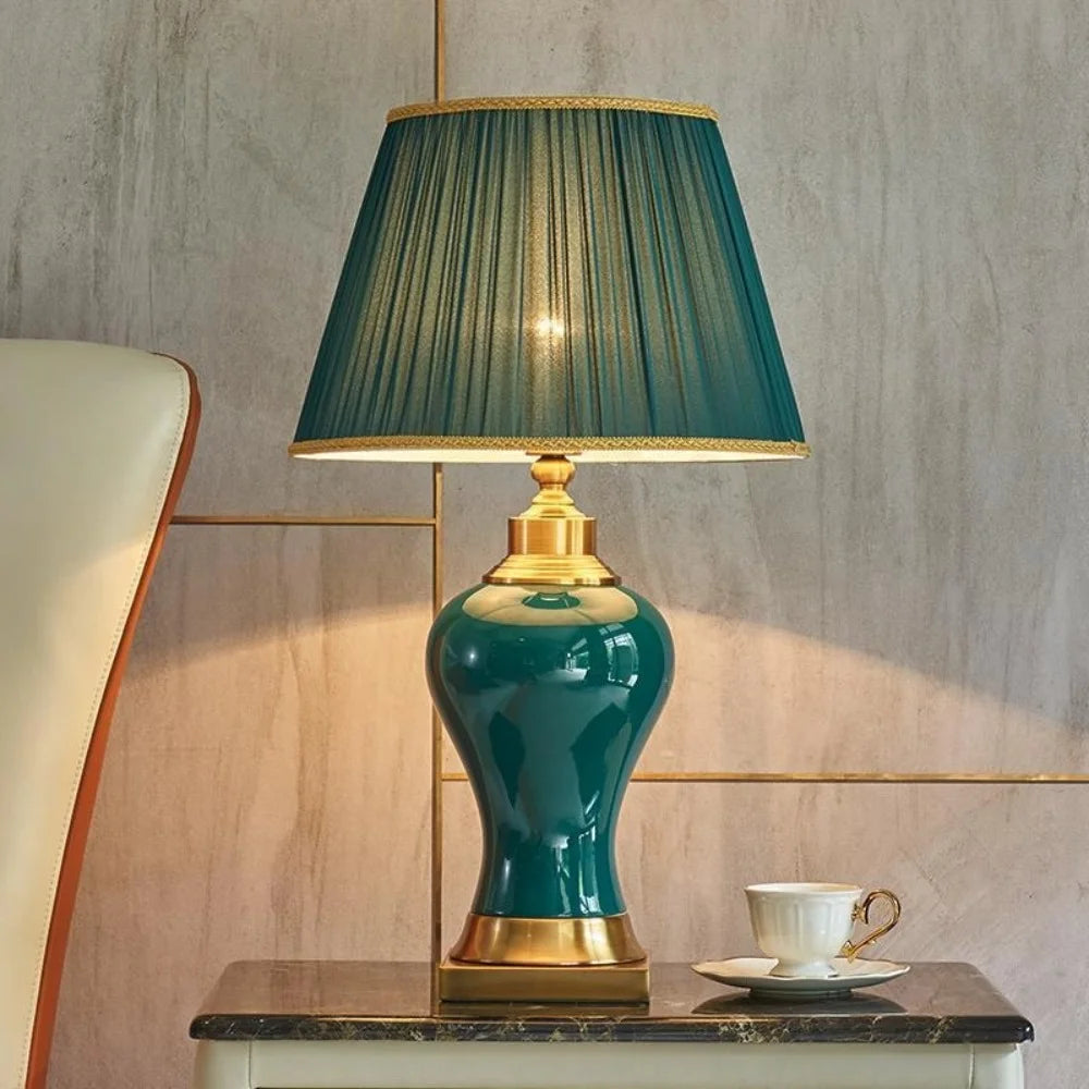 Una-Vintage-Ceramic-Table-Lamp (6).webp__PID:b76423d2-02aa-46f5-ab48-555f55e9ac9b