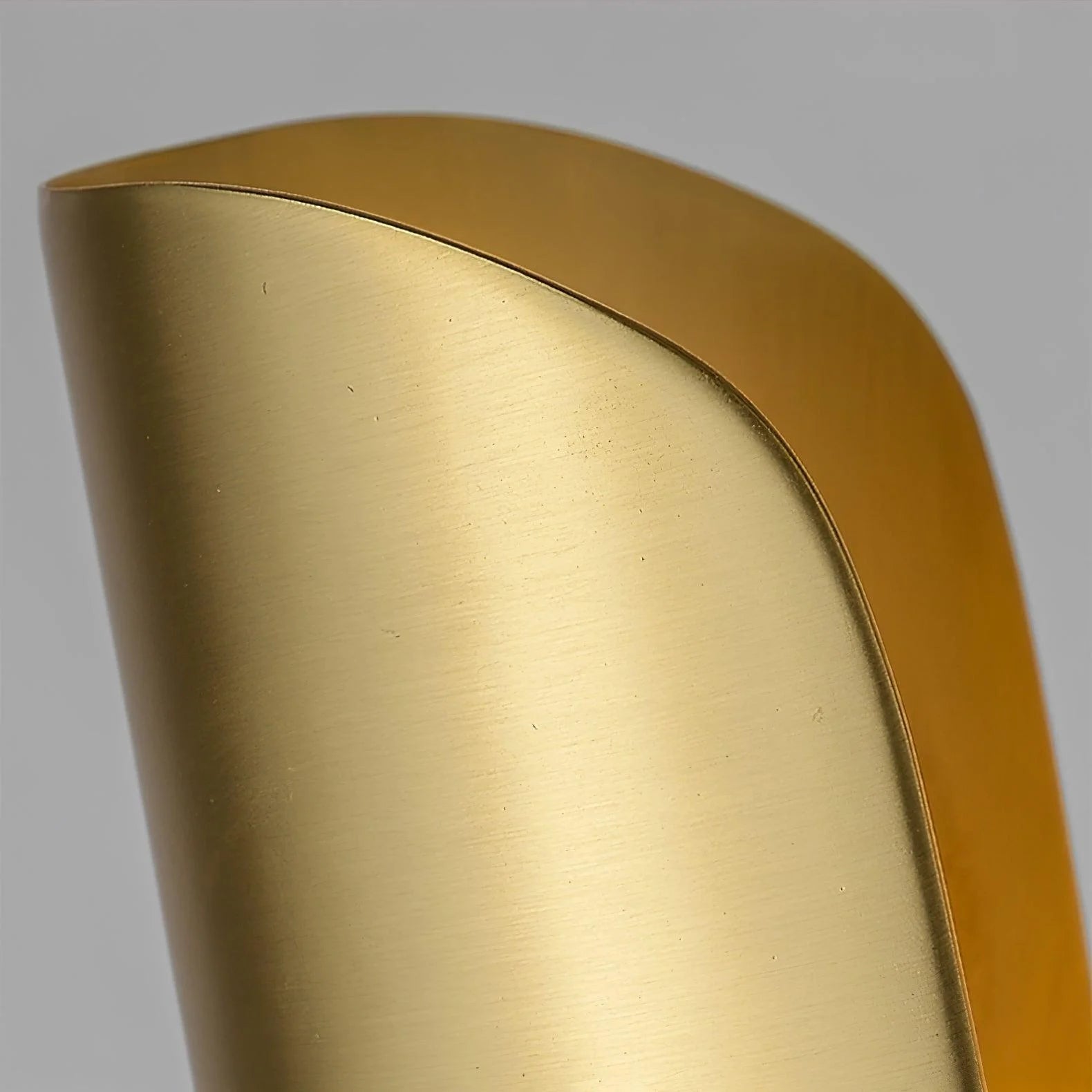 Hades-Modern-H-Shaped-Metal-Wall-Sconce (12).webp__PID:3de0acc8-94e1-43aa-a173-a90c7585cc93