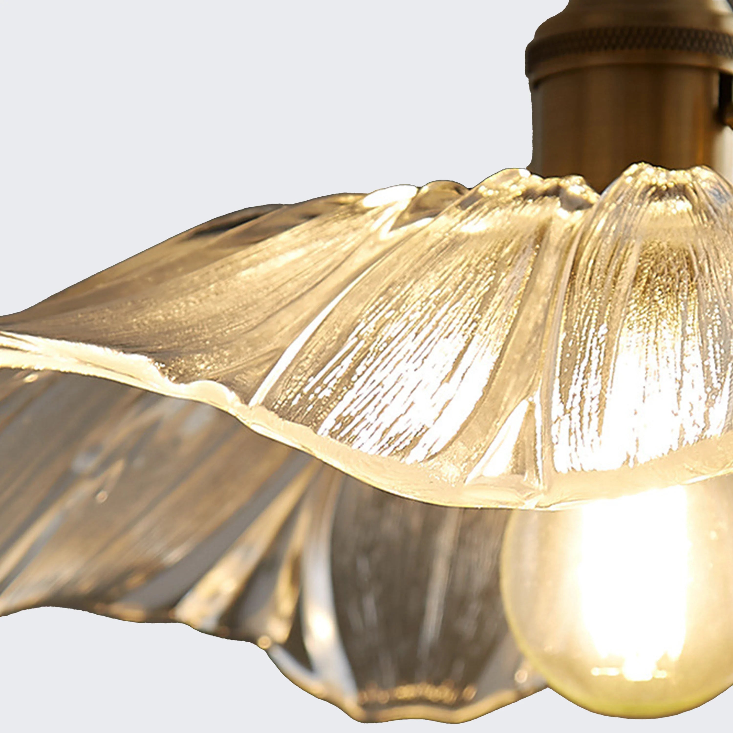 Lotus Retro Glas Pendelleuchte detail7.webp__PID:c663409a-3e41-4e36-86e1-5f16eb69f6ee