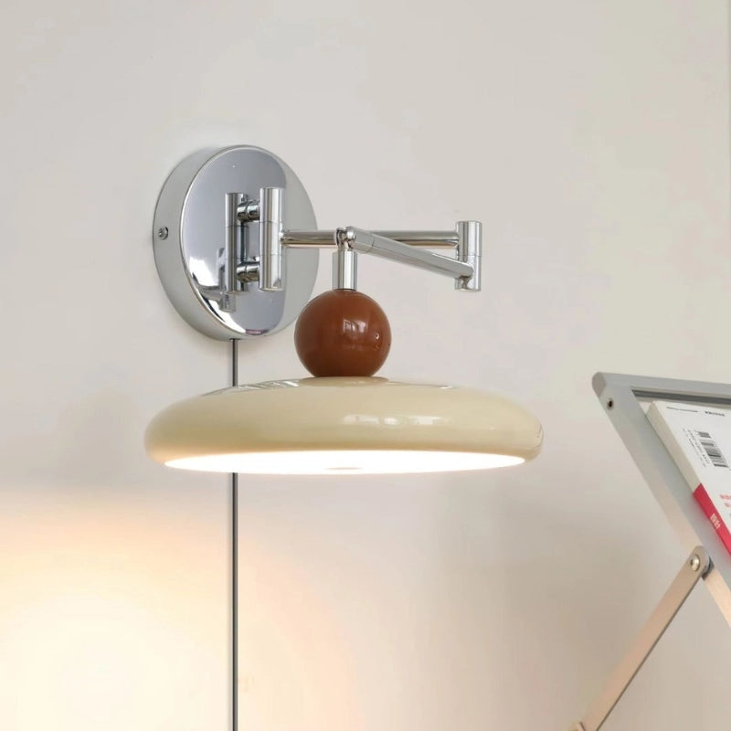 Solara verstelbare zwenkarm wandlamp (3).webp__PID:c733959b-3039-4d0a-8df7-50f024341971