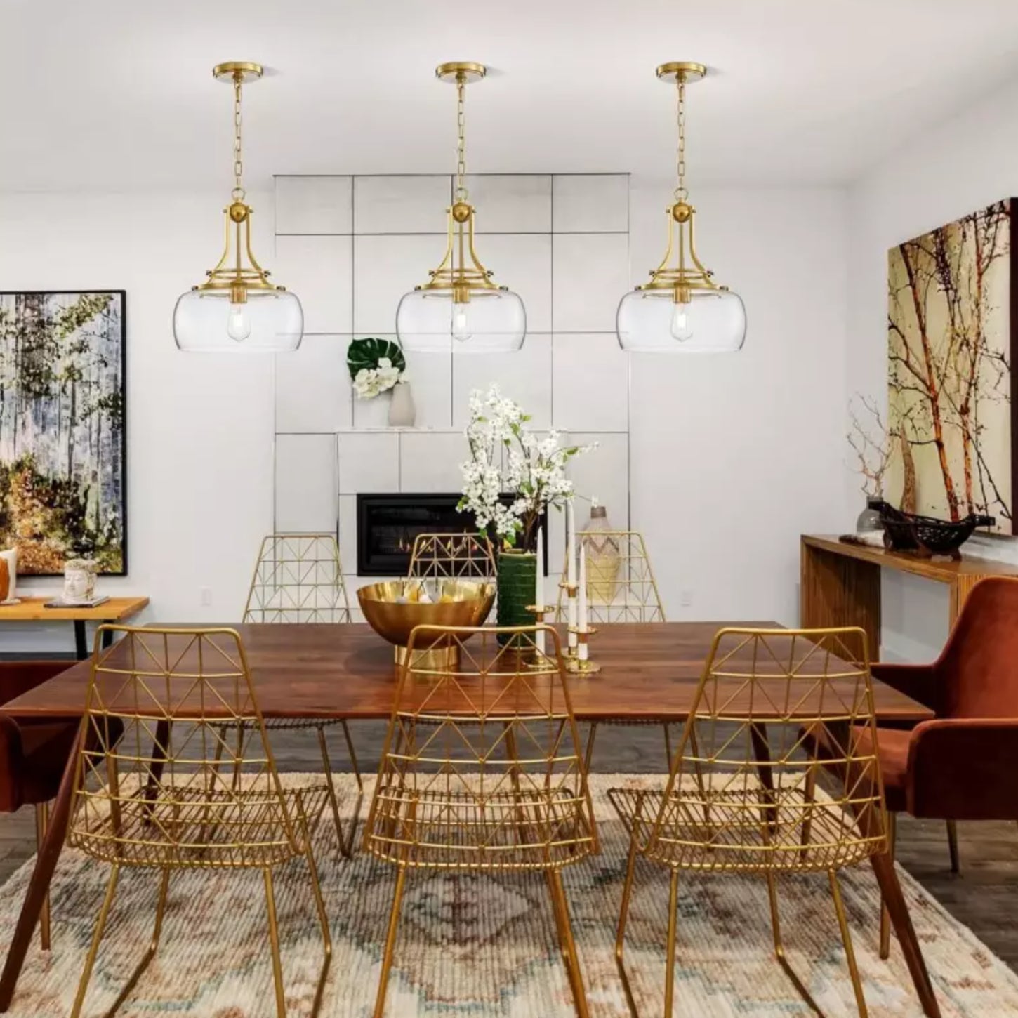 Elena moderne hanglamp met koepel van helder glas scene4.webp__PID:e2c5b8ce-f8a1-47d8-9224-14afac304f55