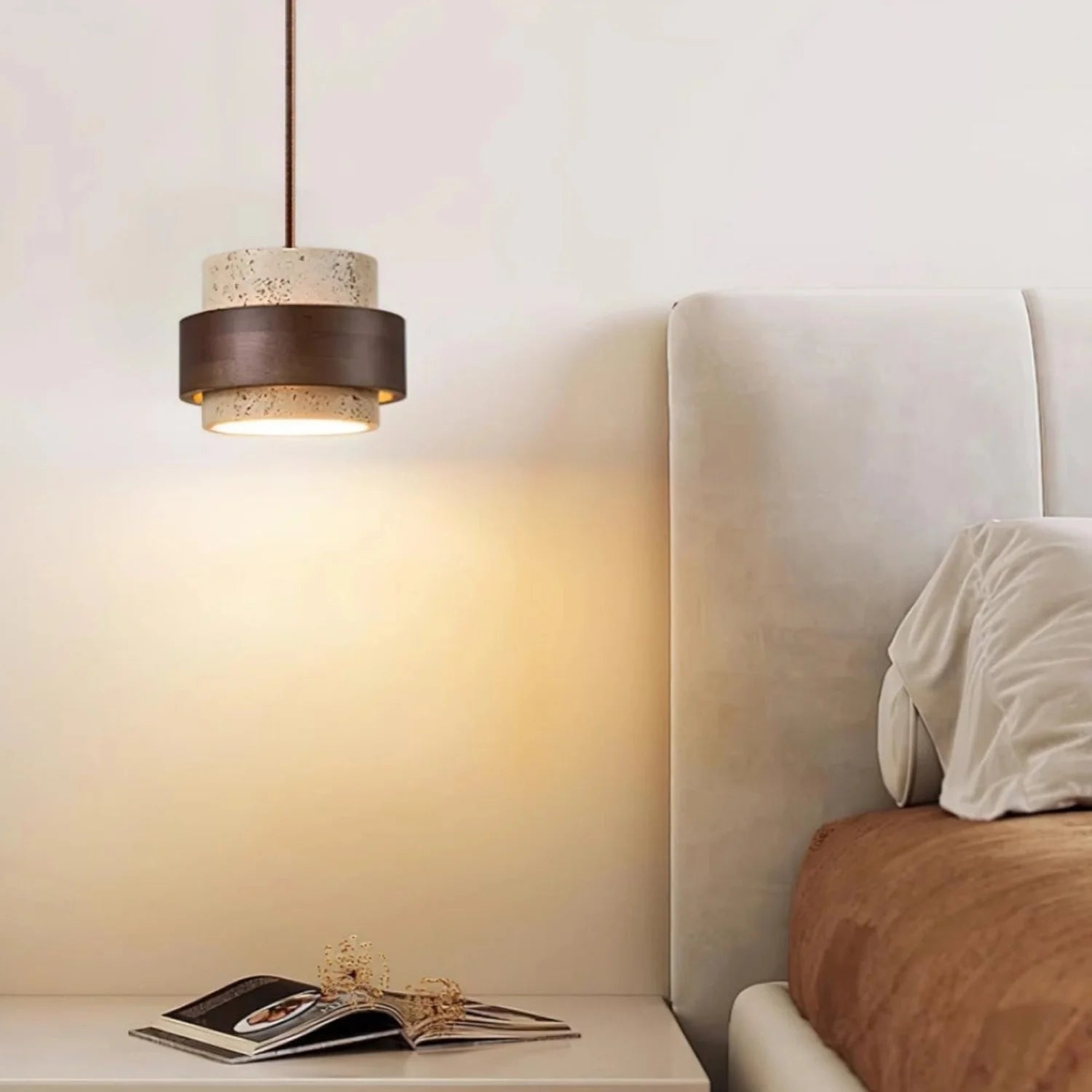 Lampada-a-sospensione-in-travertino-giapponese-Orvina.webp__PID:d38f3671-aa04-4f4d-8080-4129e6056dc8