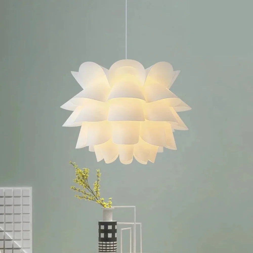 Myraia-Modern-Lotus-Shaped-Pendant-Ceiling-Lamp (12).webp__PID:2d1c9d46-d3f7-4e40-86fb-de7cdc839712