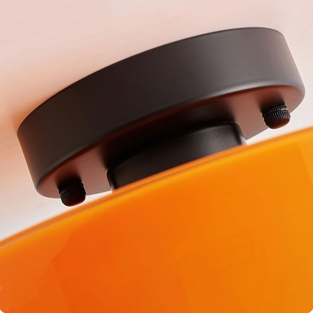 Detalle de la lámpara de disco de vidrio Morrow.jpg__PID:02d0676f-ea49-4f7e-a1cb-4a0e73b30d89
