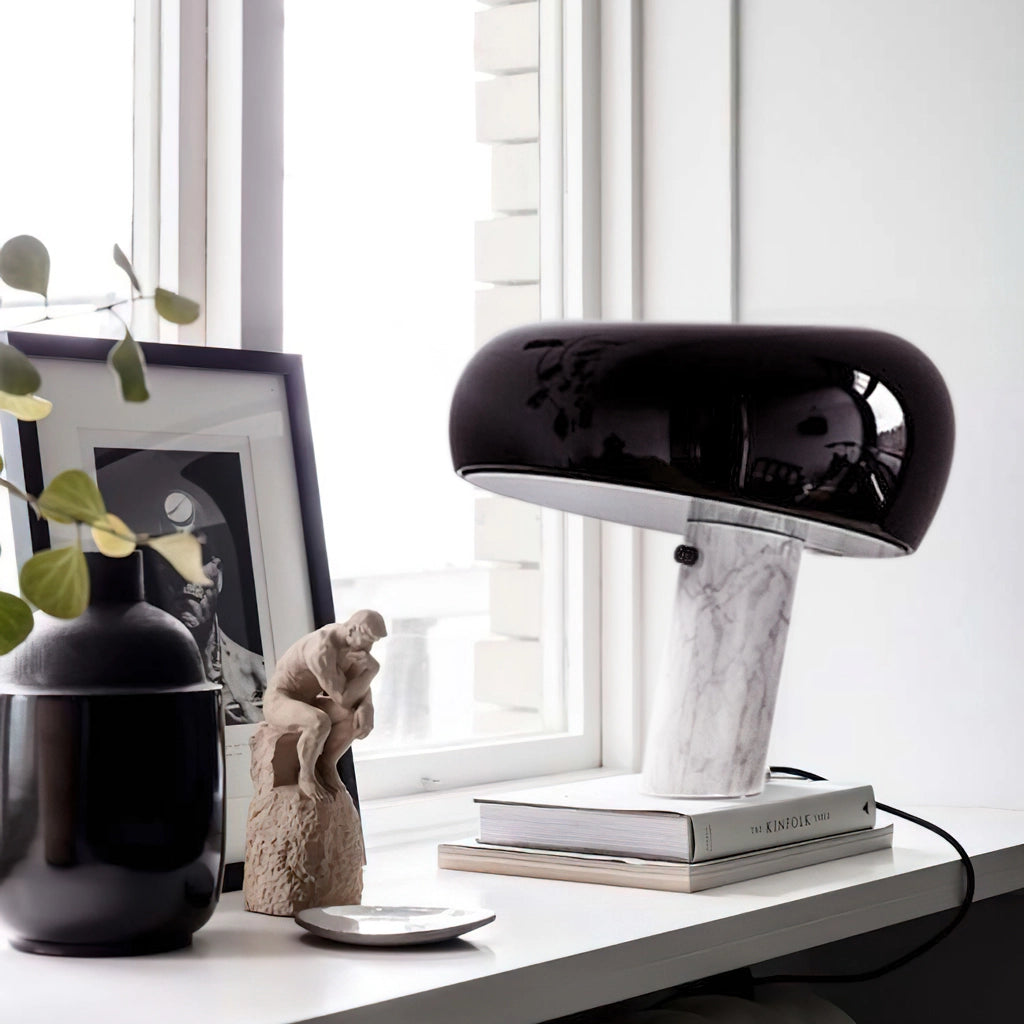 Lámpara de mesa Lugh Snoopy8.webp__PID:95442393-d06a-4745-8ed1-fa9f8df67e49