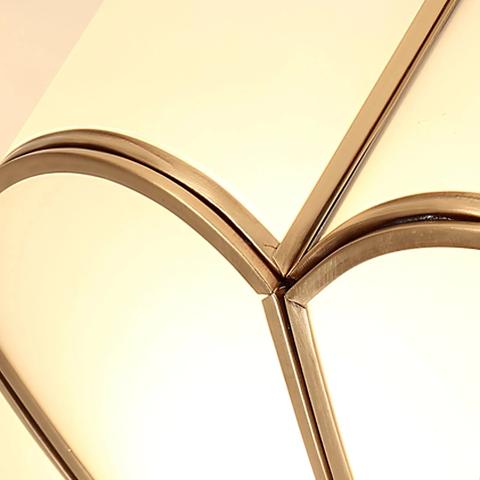 Eros Flower-Inspired Art Deco Ceiling Light (14).webp__PID:8c2be93b-90ff-4985-b97c-33798f84065a