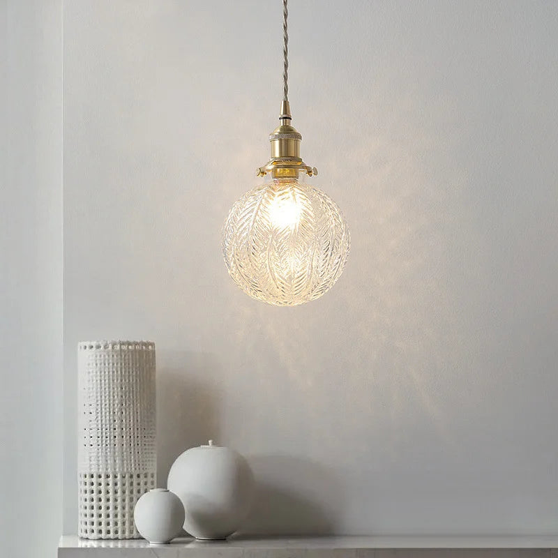 Crema-Blanco Puro-Refracción-Luz Pluma.webp__PID:f2e208b2-c1fe-4b66-b721-2b14f4b904c7
