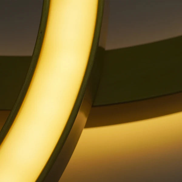 Karlo Tir-Circle Acryl Metalen Hanglamp detail6.webp__PID:96bcd773-a66b-447d-8602-5fe8bdc5e16f