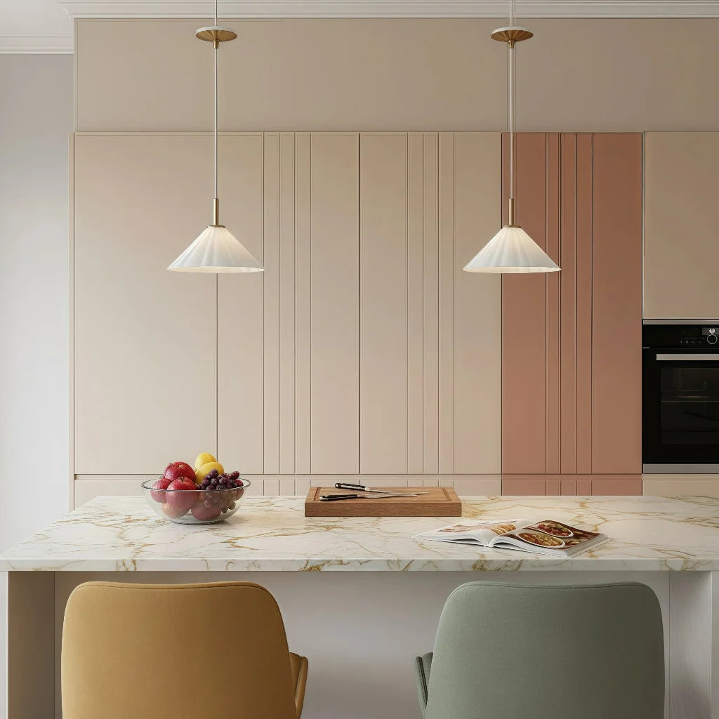 Lora Minimalist Brass Translucent Tapered Pendant Light 10 size 12 (2).webp__PID:6c2730ed-8ad6-4f73-88b9-3bbcea98c712