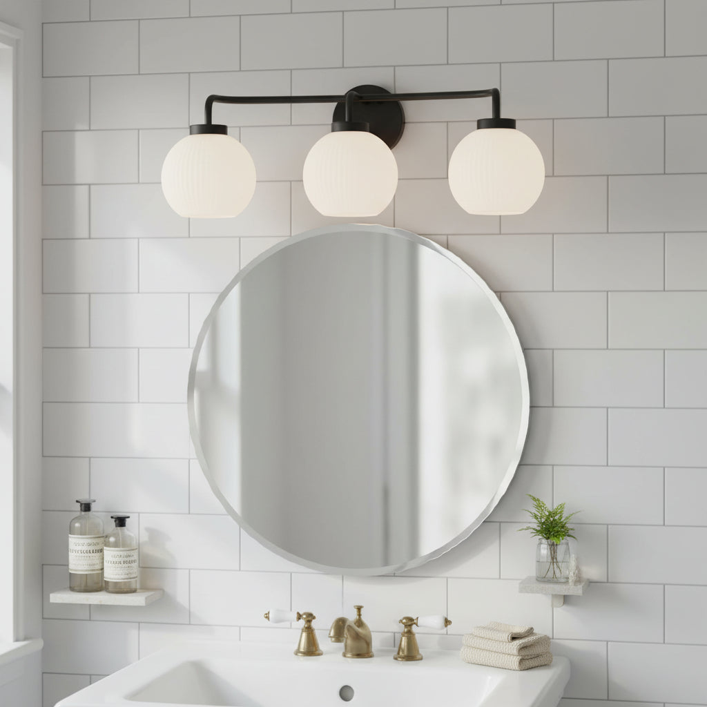 Vero minimalistische 3-lichts melkglazen wandkandelaar4.webp__PID:e1e54b50-c205-4a8e-8871-c4c06d475134