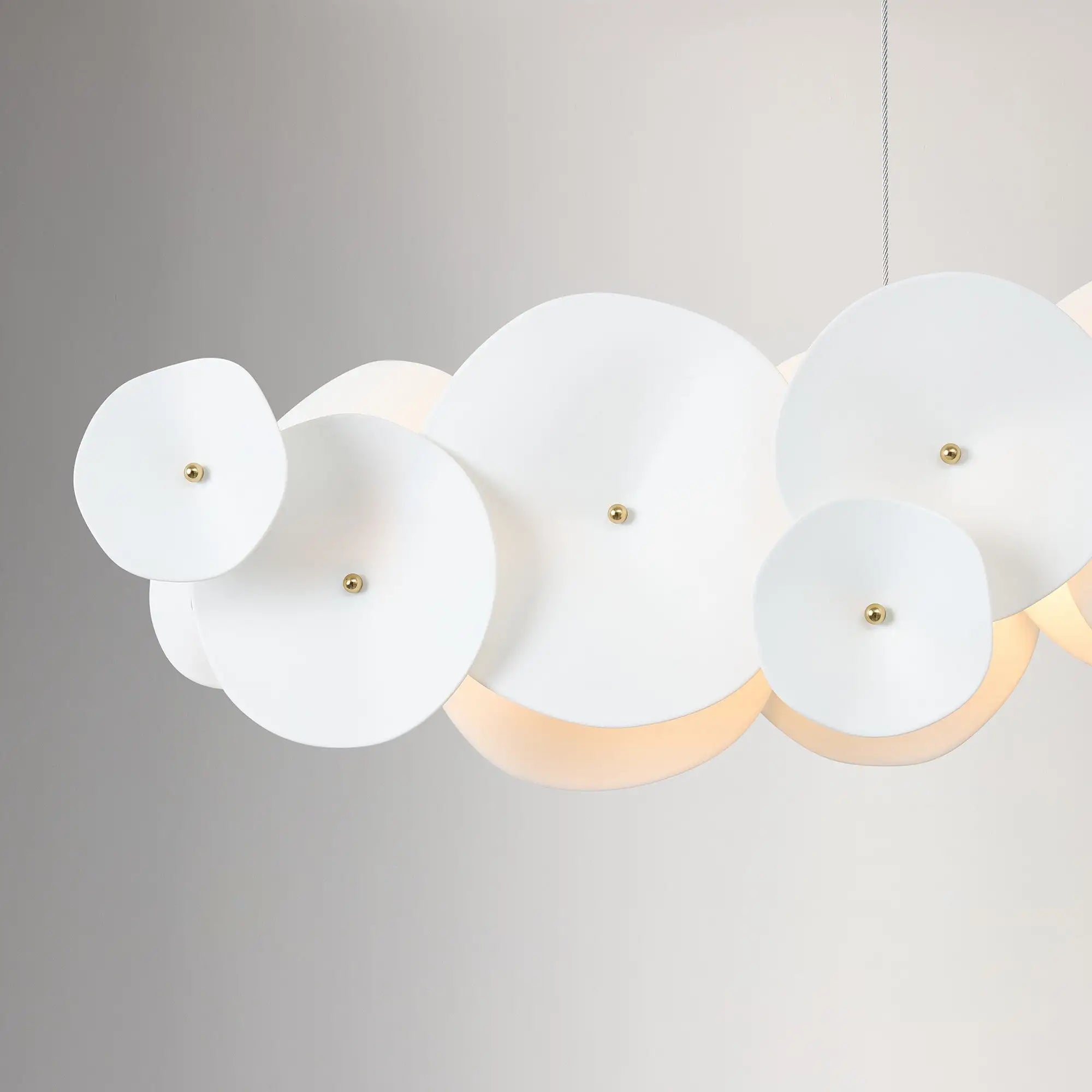 Stalyn moderne keramische lineaire ronde LED-kroonluchterxj2.webp__PID:938087b0-3a5b-4bd1-b2bb-761ef14432e9