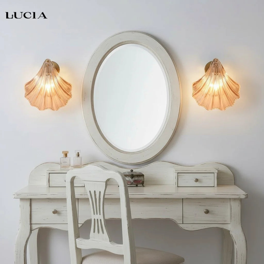 Rheia moderne creatieve schelp glazen wandkandelaar (12).webp__PID:0c0111b8-2c7f-4eb6-8793-4df40c7a425c
