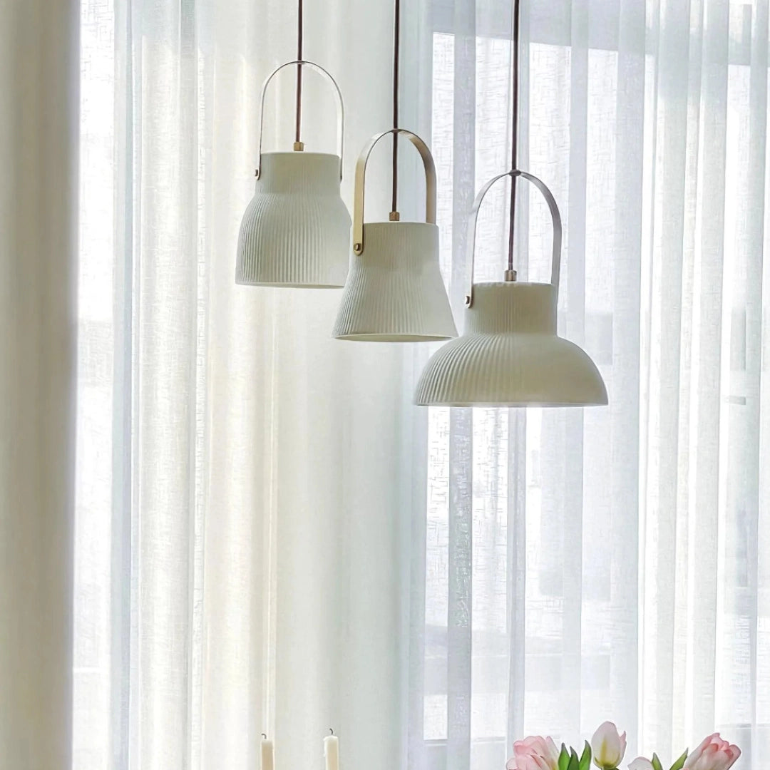 Avery moderne geribbelde keramische bel-hanglamp5.webp__PID:7b3fc17f-0531-4d59-8c37-3c29bd3b1bfc
