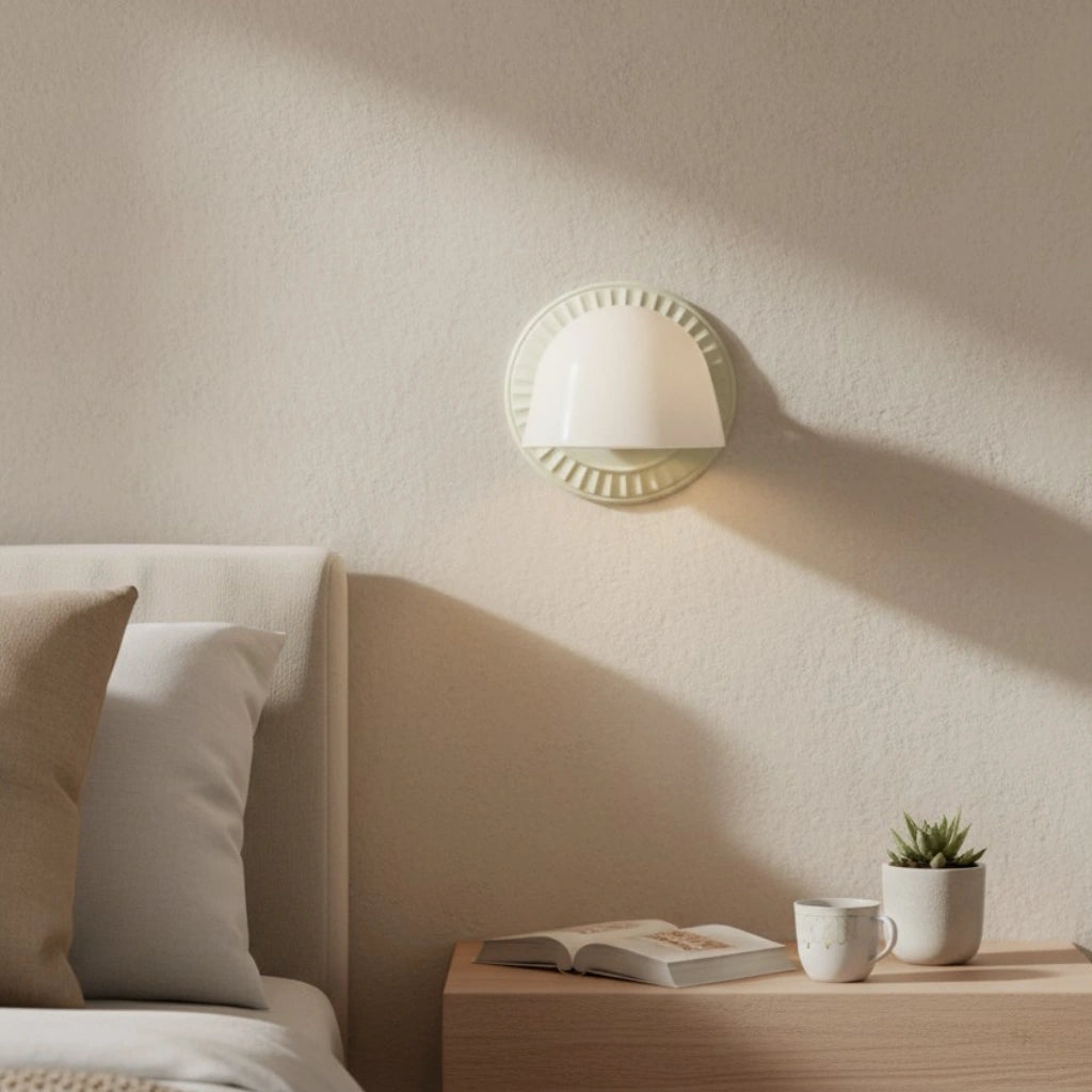 Elsie Modern Art Arched Glass Wall Lamp25.webp__PID:a0cc0221-1aff-4d93-978d-79428d53b285