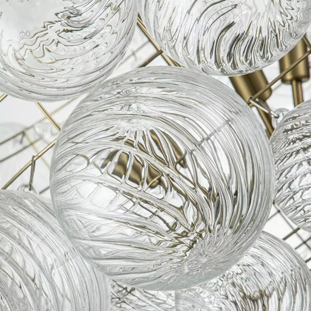 Reid geribbelde bubbelglazen kroonluchter detail2.webp__PID:8bbcc3b6-3c0d-4e4c-947c-0ef92d012c7c