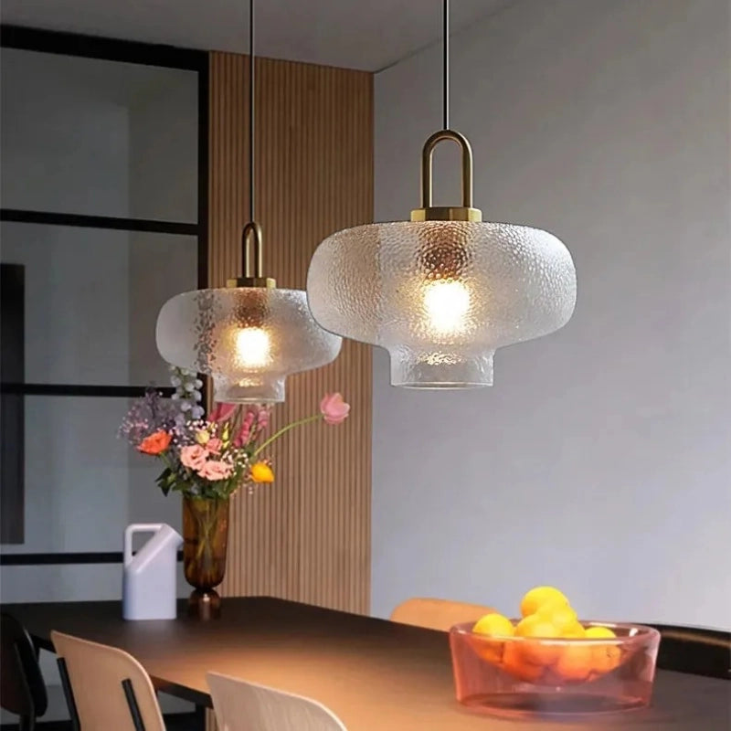 Lena messing helder glazen hanglamp 2.webp__PID:3968e294-f212-41bd-ad3d-44fd35f027c8