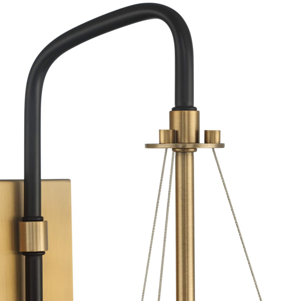 Isabella Moderne Metalen Wandlamp met Linnenlook12.webp__PID:a1503b7d-219f-4f4c-9445-229a7770ec5f