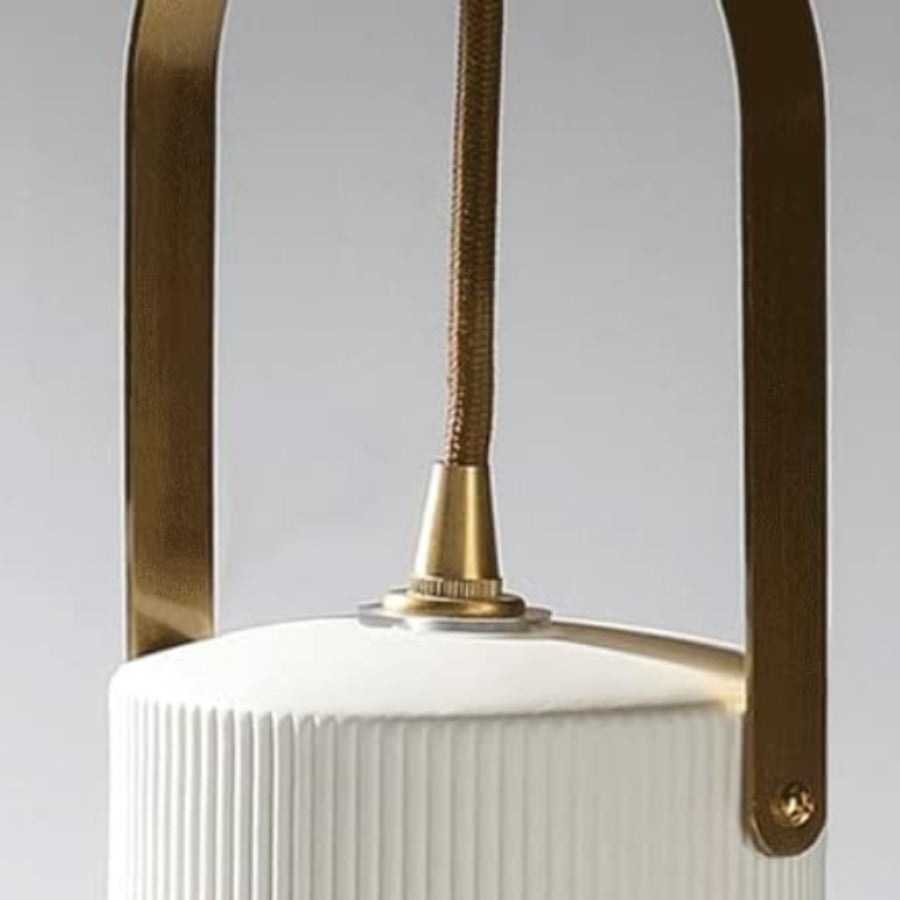 Avery moderne geribbelde keramische bel-hanglamp detail2.webp__PID:f45659db-e61e-40d4-b7bf-12315d3e6b05