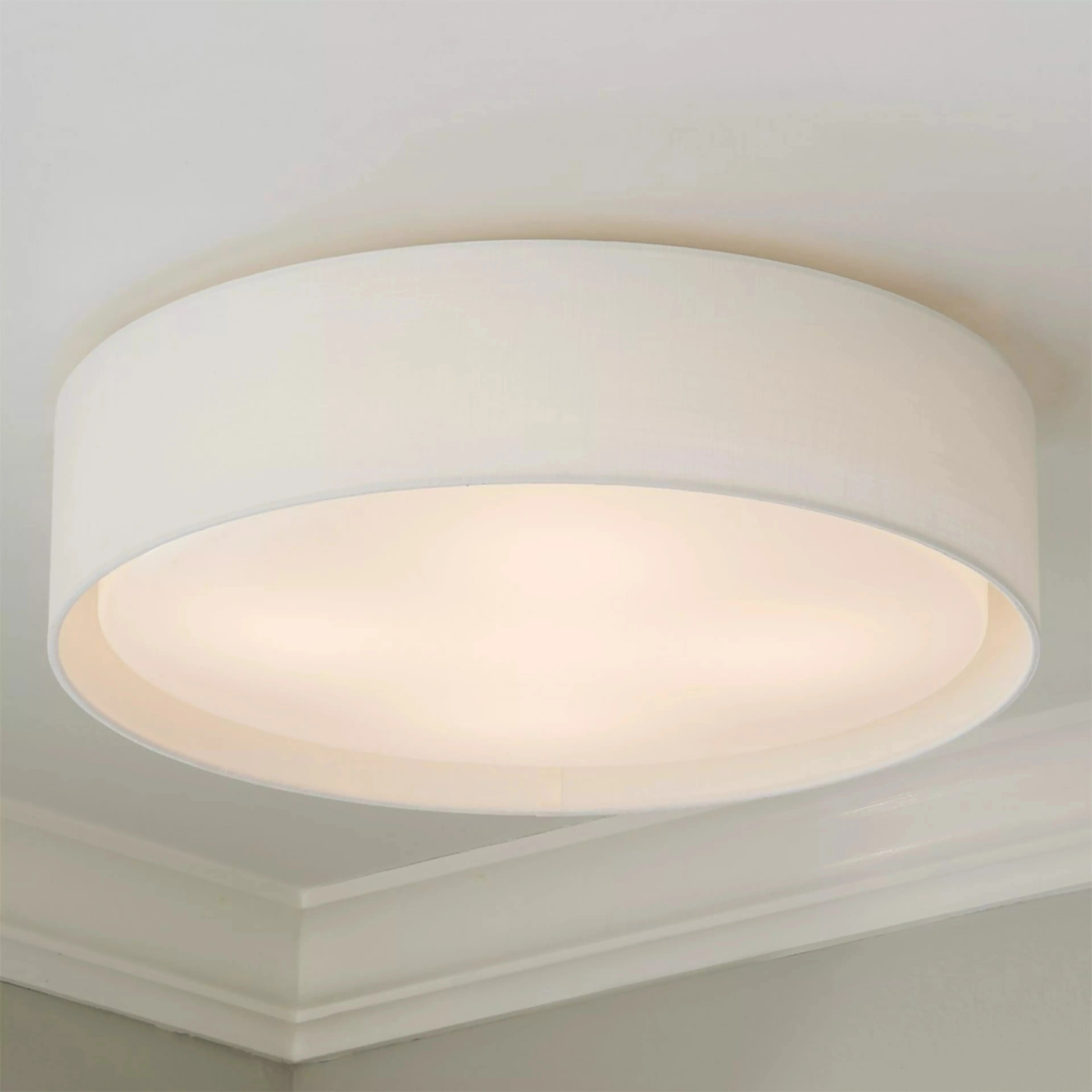 Shelby Modern Slim Shade LED-plafondlamp voor inbouw, wit linnen