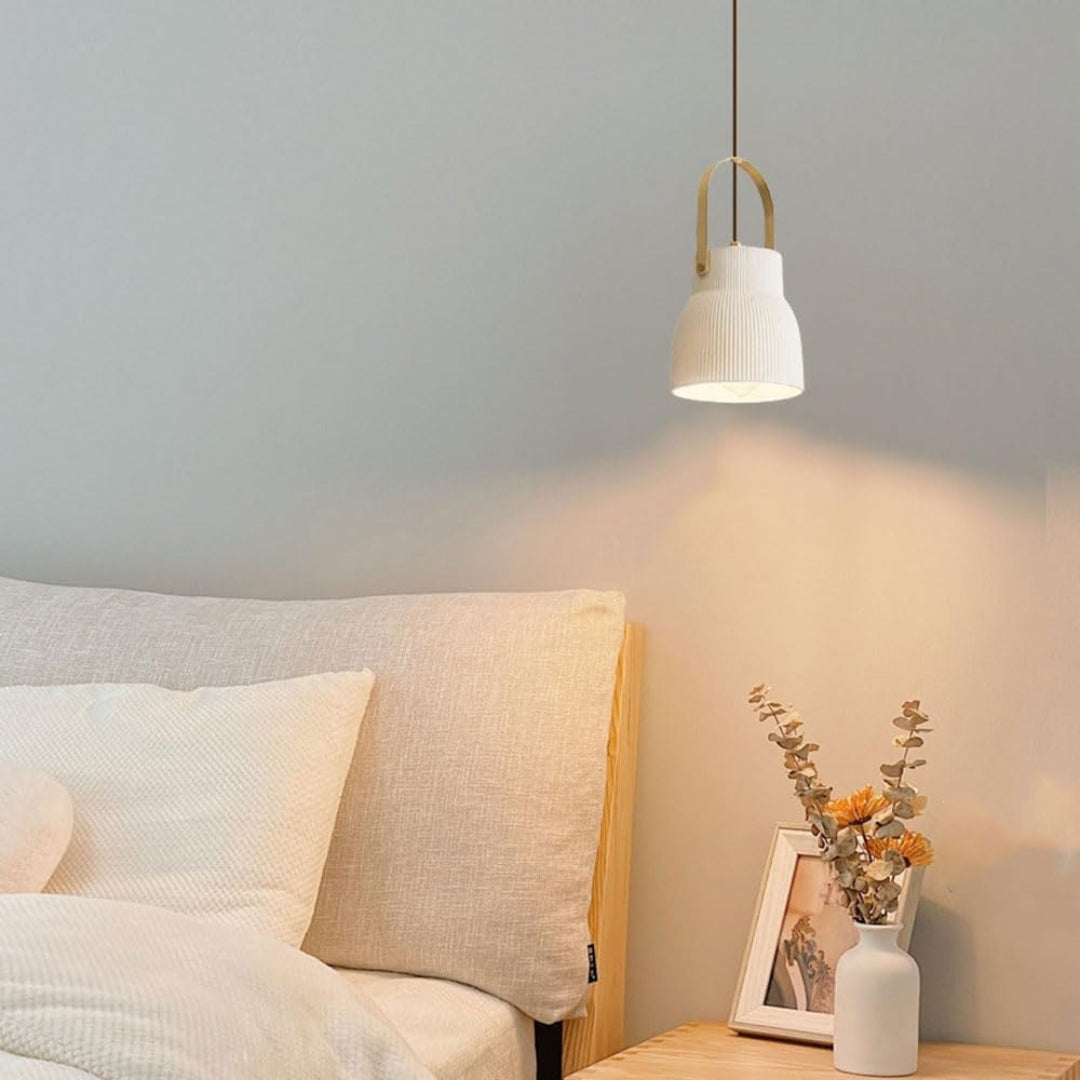 Avery moderne geribbelde keramische bel-hanglamp B3.webp__PID:c17f0531-3d59-4c37-bc29-bd3b1bfc3867