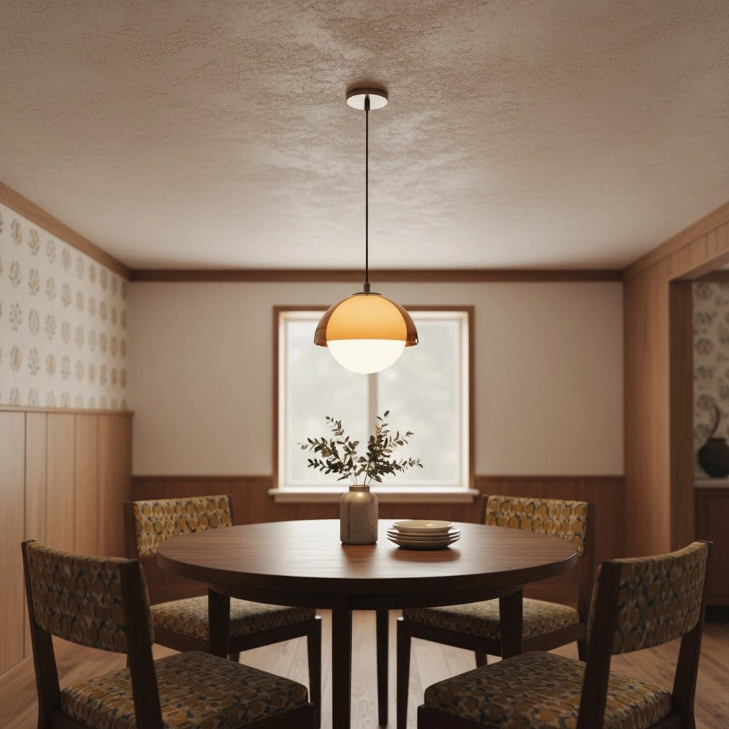 Signe Bauhaus vintage acryl hanglamp4.webp__PID:24fb4a46-9dab-4ef6-b20e-775689588ba2