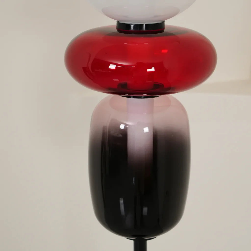 Lampada da terra minimalista in vetro nordico Candy (29).webp__PID:05f342cc-6b08-4ebf-b59a-3c6ed863ad9b