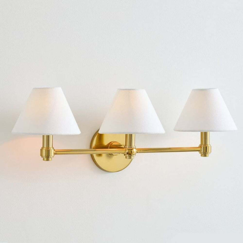 Everett 3-lichts moderne stoffen kegelvormige metalen wandkandelaar (18).webp__PID:c128f2cd-7ae8-4640-98ab-e97613c80555
