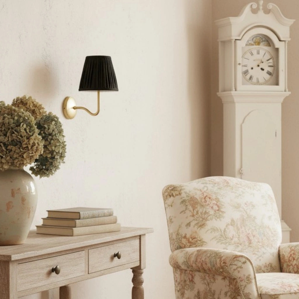 Valkeryn vintage linnen katoenen geplooide wandlamp7.webp__PID:822860f2-180c-4ee1-b1e9-01b65b9cb6a0