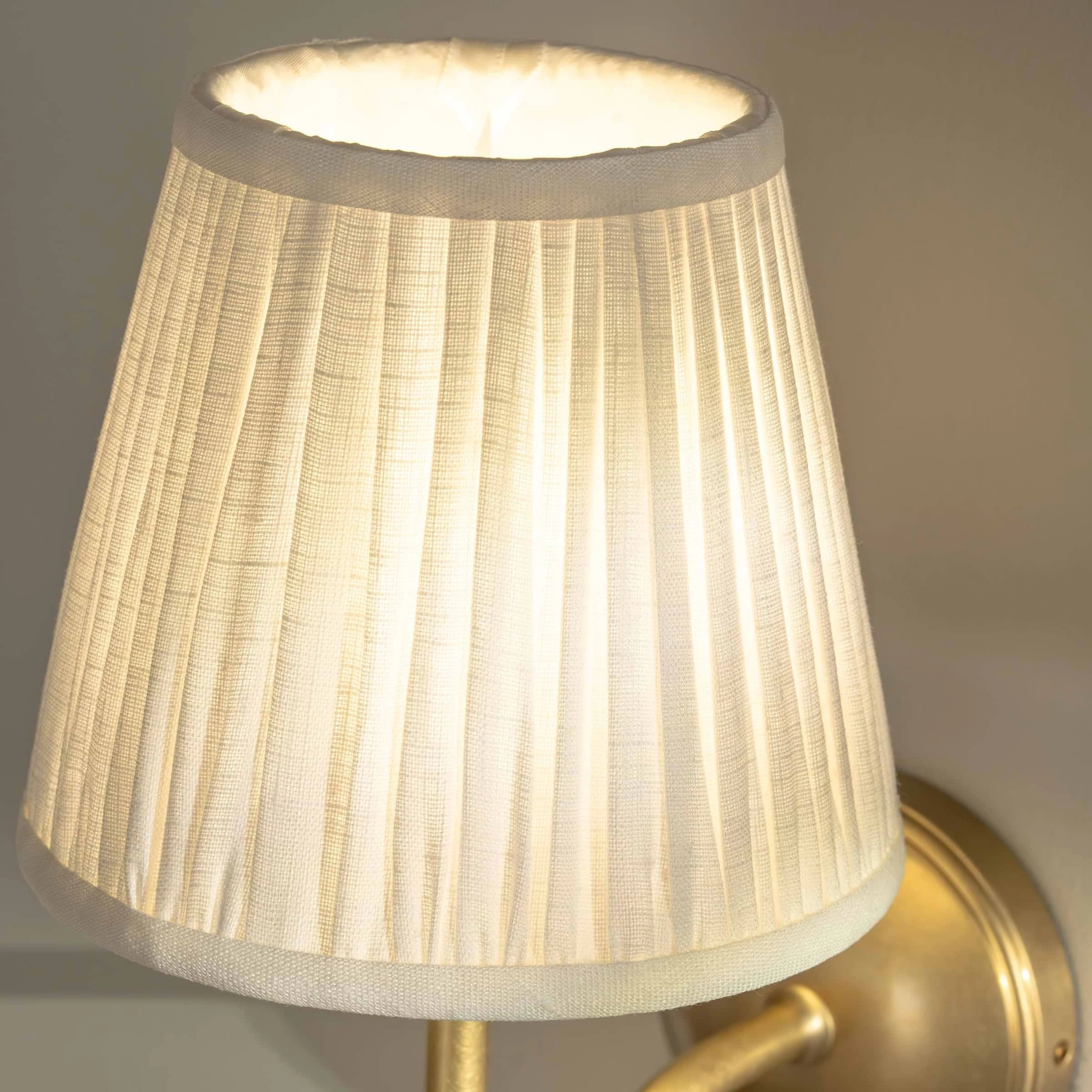 Valkeryn vintage linnen katoenen geplooide wandlamp16.webp__PID:c220c6ba-c72c-4c4d-8af4-18f84e938015
