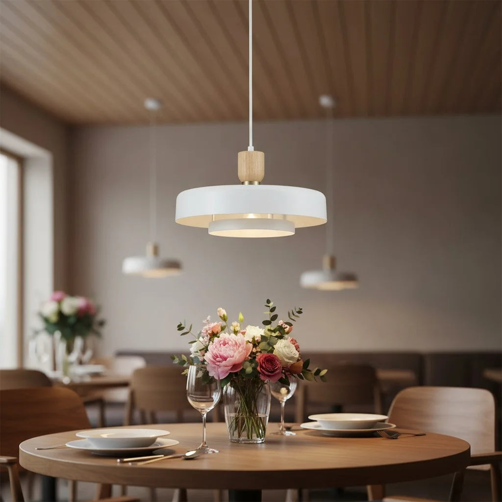 Lilja Nordic witte gelaagde hanglamp (3).webp__PID:6adba238-293f-4ad6-b8fb-ec805d1128f0