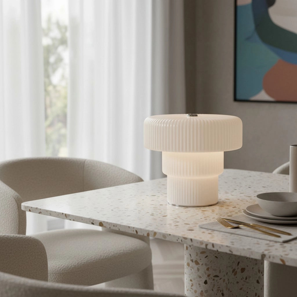 Cora minimalistische draagbare tafellamp van geblazen glas10.webp__PID:bdd3b39f-1430-42d7-91ab-fa264818cb5d