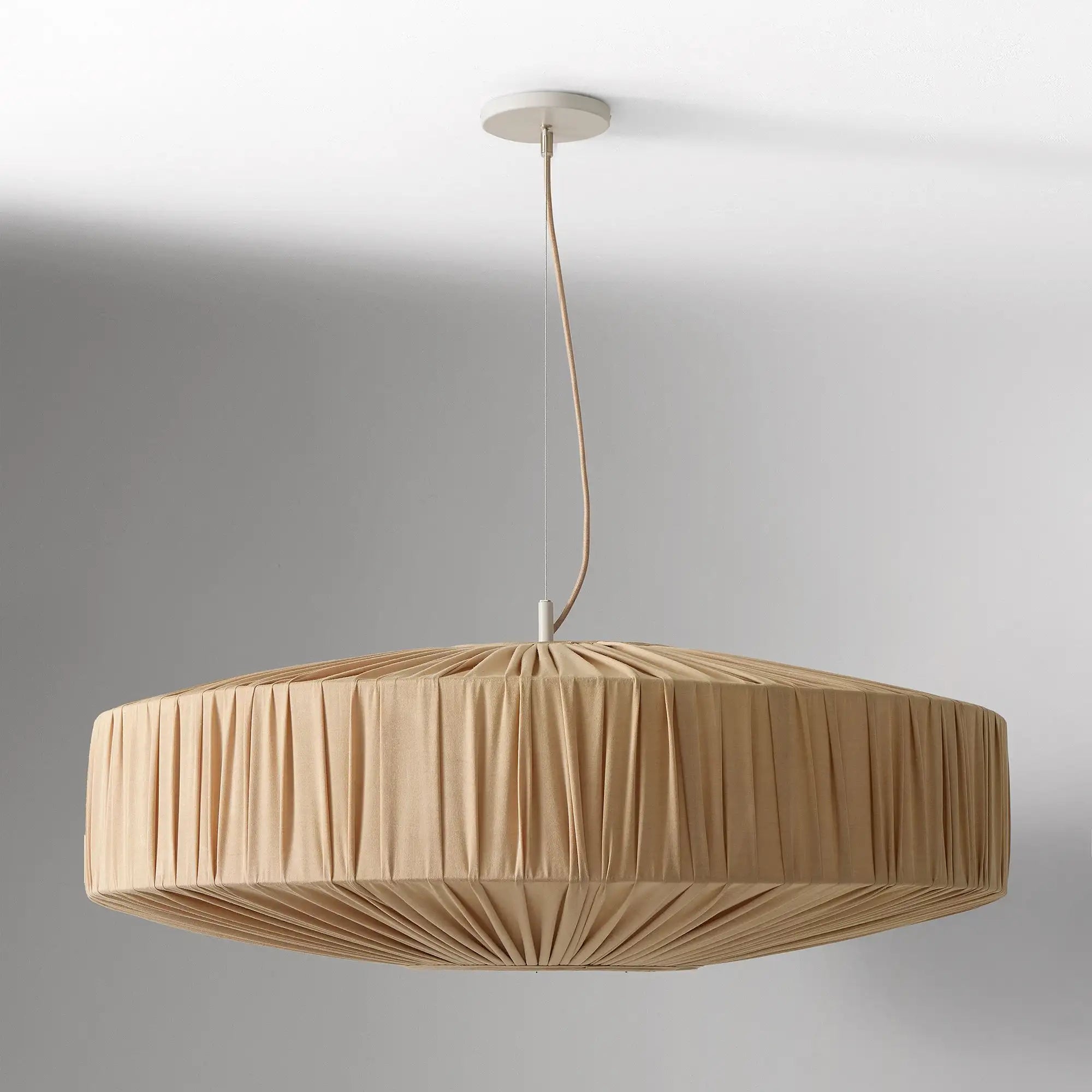 Cecily Moderne plissierte Seidenpendelleuchtegd3.webp__PID:ef44c86a-9083-4b7e-9968-80abd8d5d01a