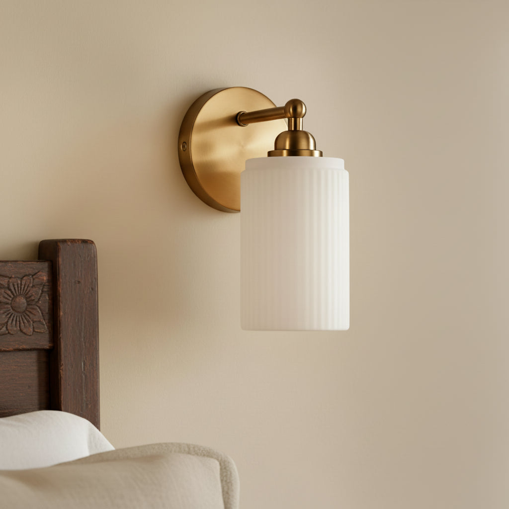 Stella Vintage Wandlamp met Geribbeld Glas26.webp__PID:baf7b05d-0486-48a7-833d-cebdbf75668c