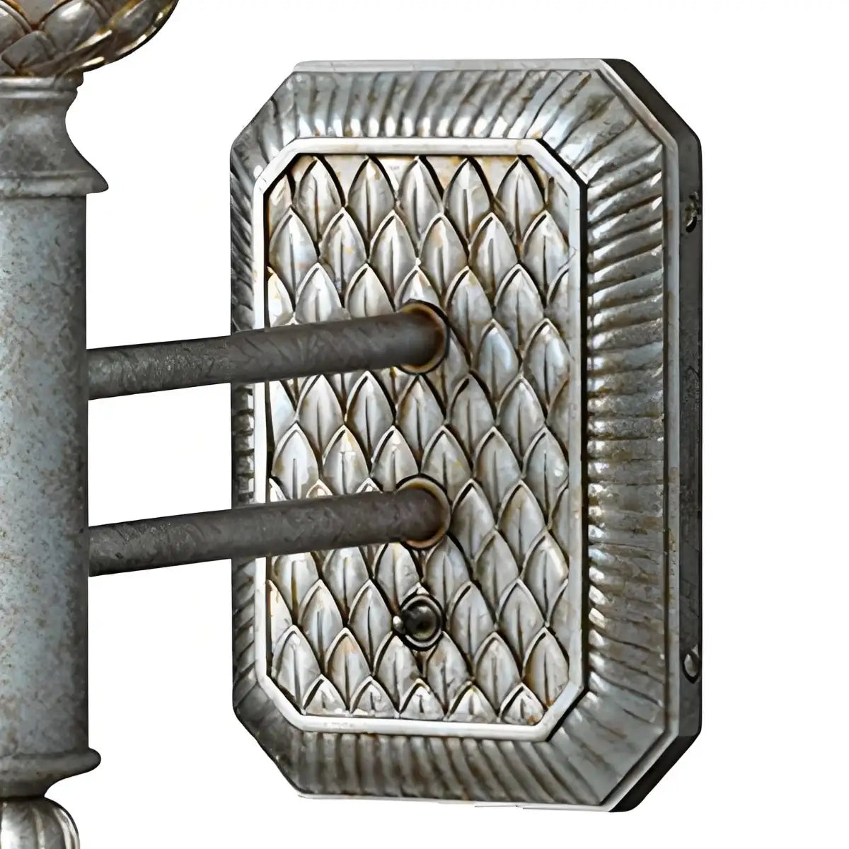 Ione Vintage Kusthars Zilveren Wandlampxj3.webp__PID:874b45a9-a630-438b-a9c9-cf2a89b455ce
