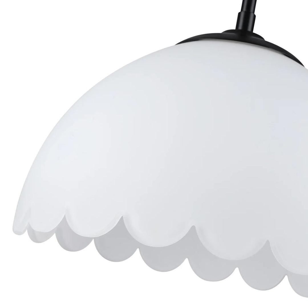 Lampada a sospensione Winston vintage in vetro lattimo a globo dettaglio1.webp__PID:dbfae14c-a89d-46ca-bee3-332a97263ff1