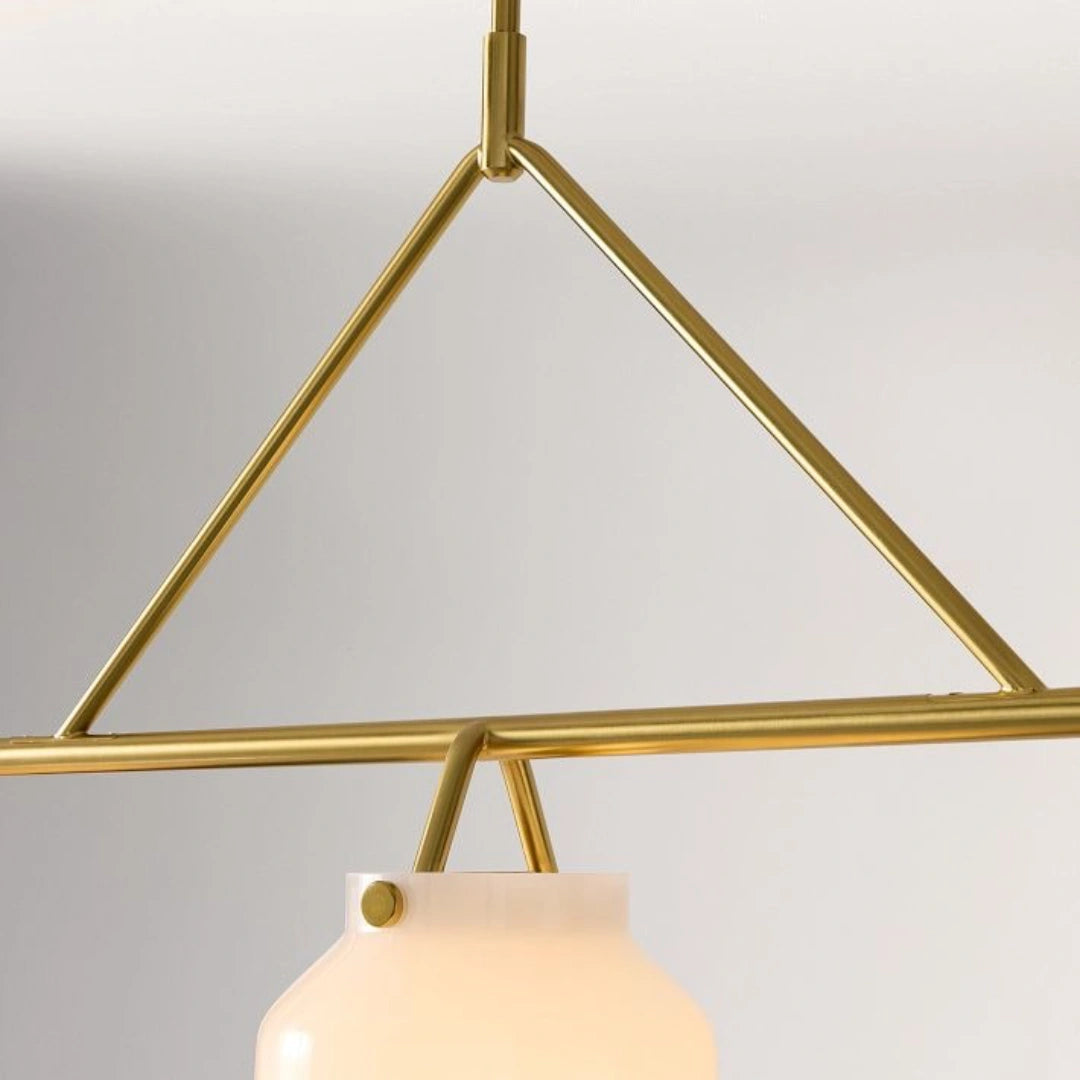 Jane Moderne Hanglamp met 3 Lichtpunten in Melkglas, Koepelvormig ontwerp detail2.webp__PID:67c0b4cc-4184-494c-a205-35c275df1793