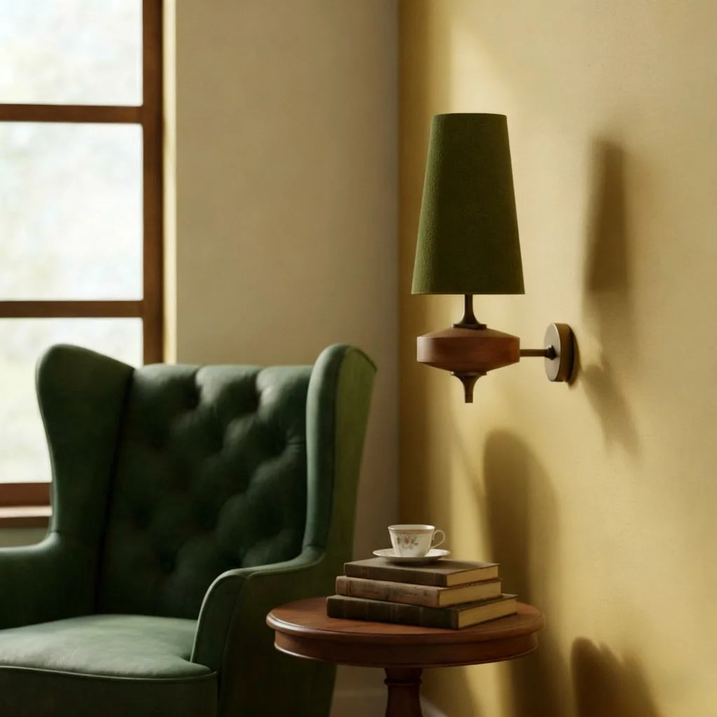 Kaelen Vintage stoffen wandkandelaar met taps toelopend accent groen 1.webp__PID:8e995d8a-2571-426a-91ed-0d36cfeb54dd