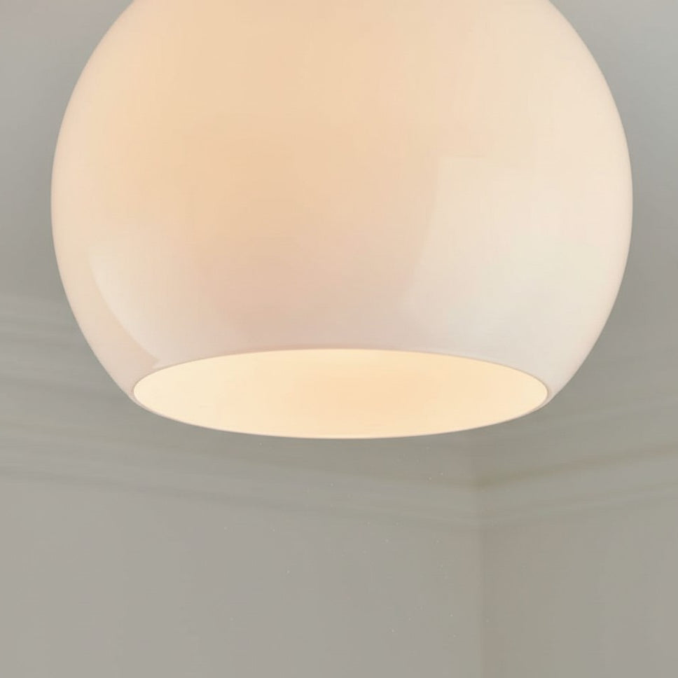 Clarke moderne glazen ronde plafondlamp detail2.webp__PID:27ae18b4-4597-4b9d-b212-15f794237564